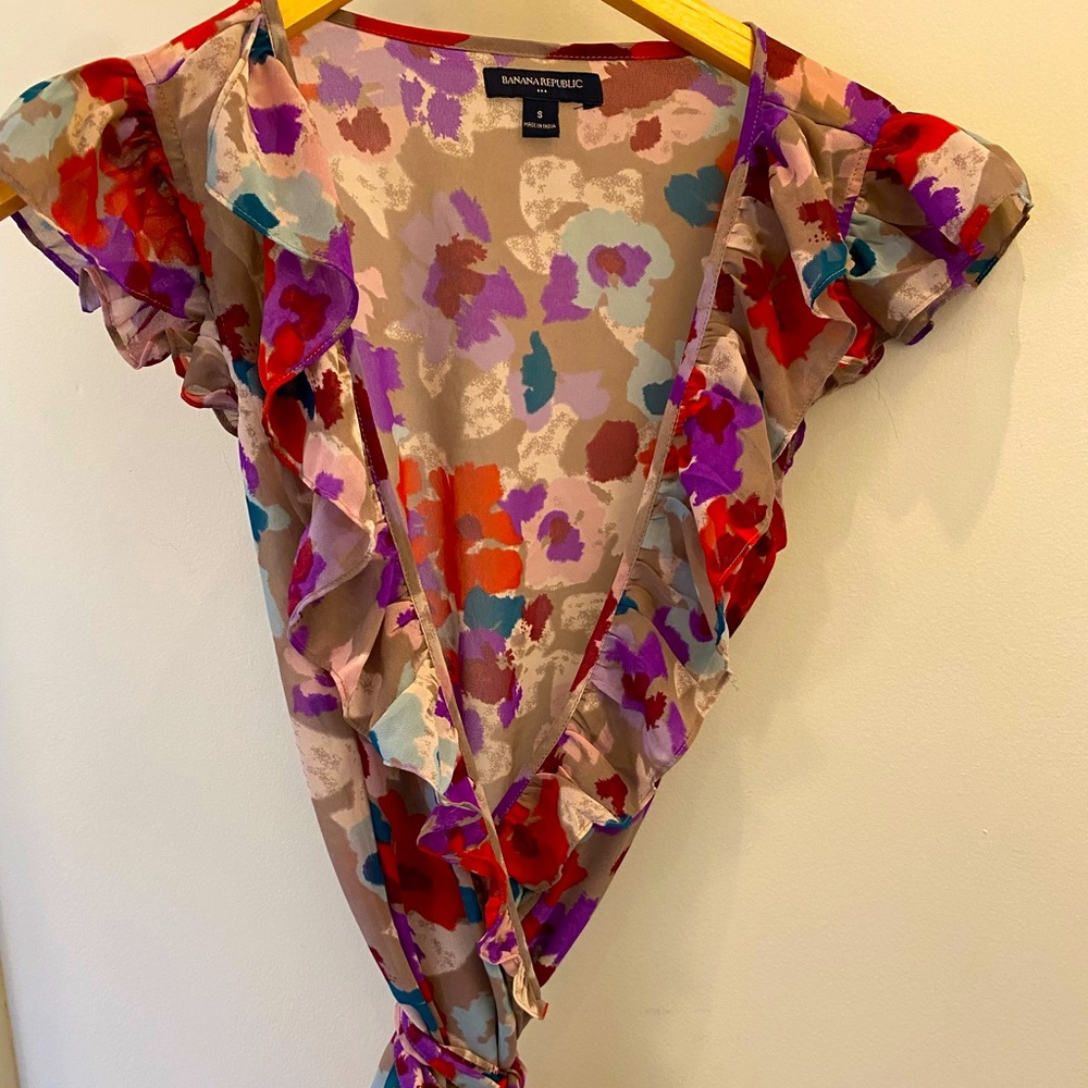 Patterned Wrap Ruffles Blouse